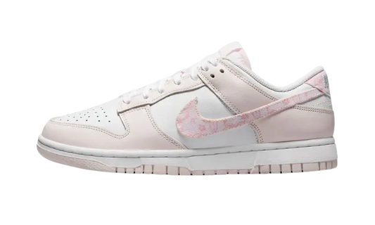 Nike Dunk Essential basse Paisley Pack coloris rose (Women's) - MTHOR SHOP