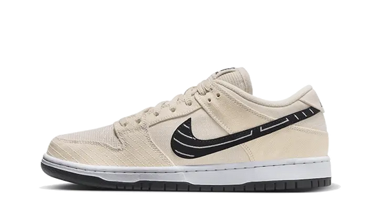 Nike SB Dunk Low Albino & Preto 